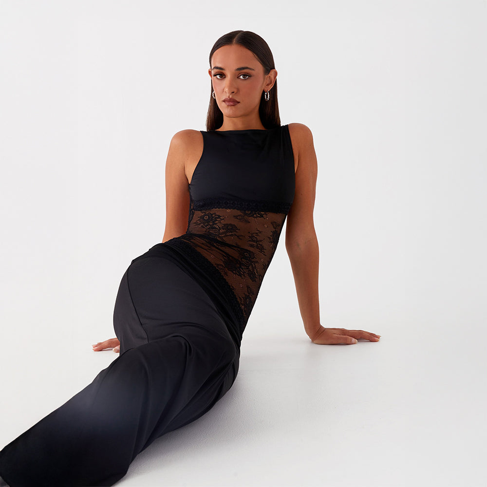 Selena | Élégance Sculpturale BNOIR