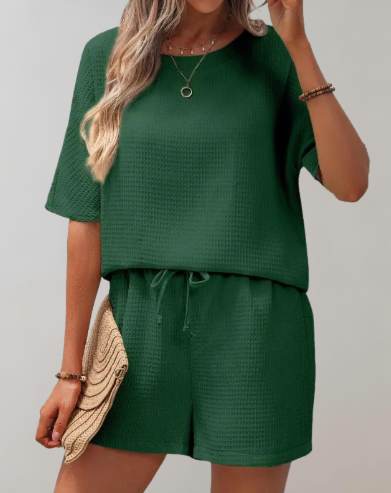 Trendy Set with Top and Loose-Fit Shorts for Women | Elise ELVORIA UK