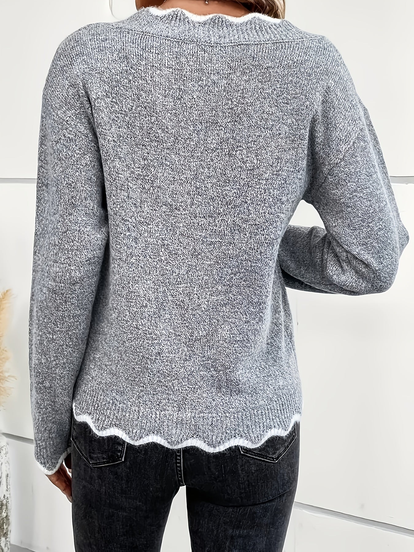 Éléonore™ | Pull Col V Festonné LuvaParis