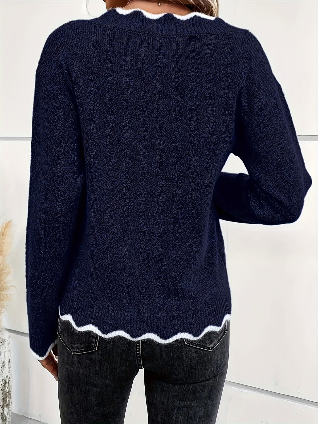 Éléonore™ | Pull Col V Festonné LuvaParis
