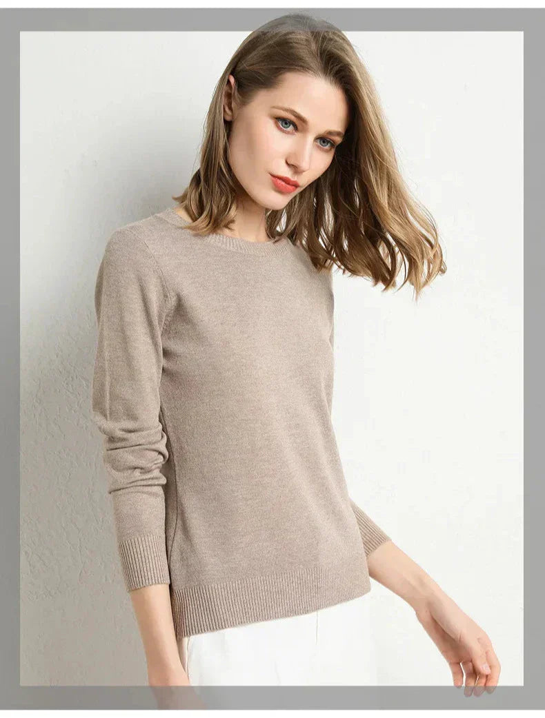 BNOIR | Pull confort en laine essentiel LuvaParis