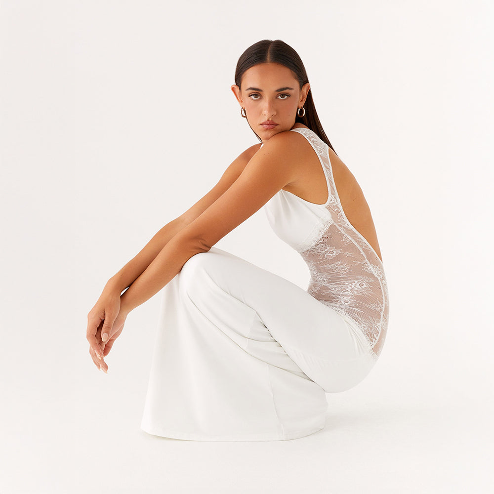 Selena | Élégance Sculpturale BNOIR